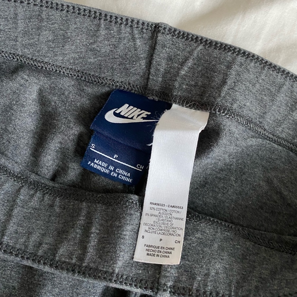Nike leggings